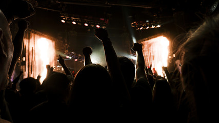 Fototapeta na wymiar silhouette people rock show