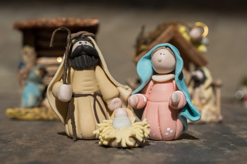 El nacimiento de navidad  con María, José y el pesebre.