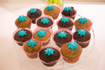 Magdalenas sobre base de cristal