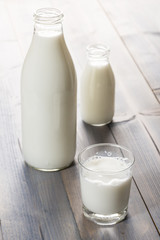 Obraz na płótnie Canvas milk