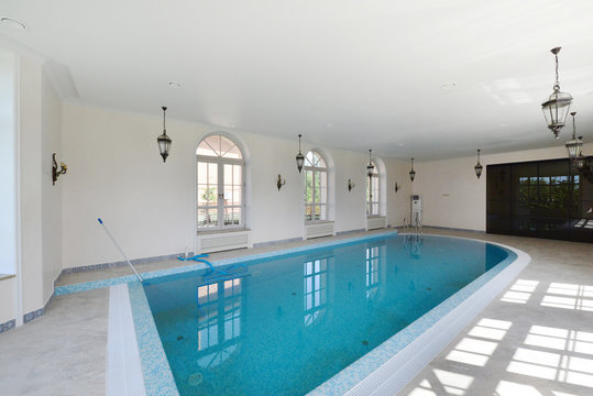 
great pool in luxurious house