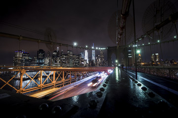 Fototapeta na wymiar Elevated view of Brooklyn bridge at night