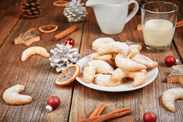 Vanille Kipferl cookies for christmas - 128652613