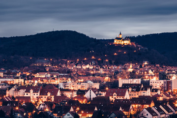 Fototapeta na wymiar Wernigerode bei Nacht mit Stadtlichter