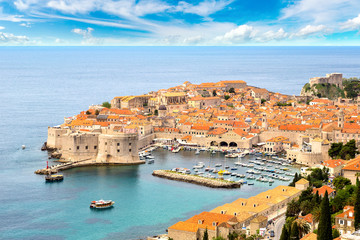 Obraz premium Aerial view of old city Dubrovnik