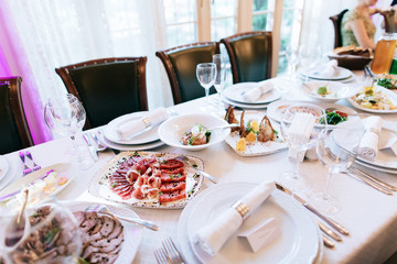 serving wedding table