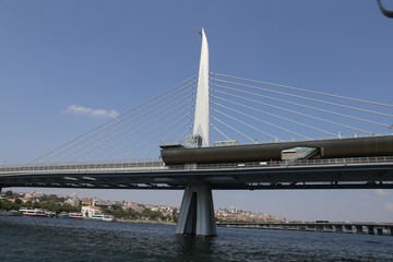 Obraz premium Golden Horn Metro Bridge in Istanbul