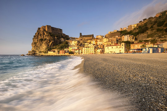 Castello Ruffo di Scilla photographed the hot lights of the sunset, Reggio Calabria, Calabria, Europe, Italy