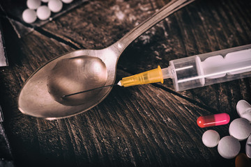 Drugs and substances prohibited - arrest criminals