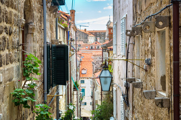 Popular narrow street in Dubrovnik