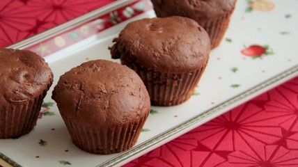Chocolate muffins with gingerbread spices, cocoa and marmalade.