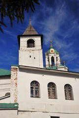 Fototapeta premium Holy Transfiguration monastery in Yaroslavl, Russia.