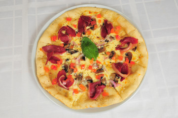 pizza, ham and cheese