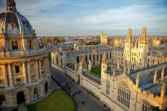 Radcliffe Camera and All Souls College, Oxford University, Oxford, UK