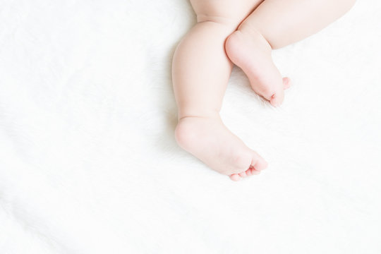 赤ちゃんの足 