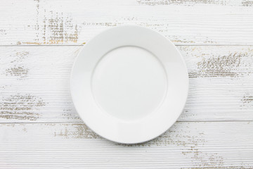 Empty bowl in the wood