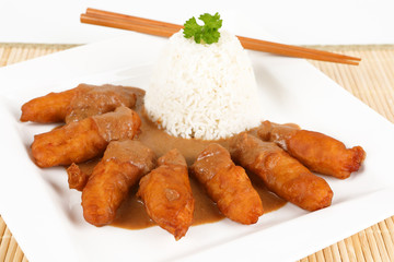 Gebackenes Hähnchen mit Erdnuss Soße