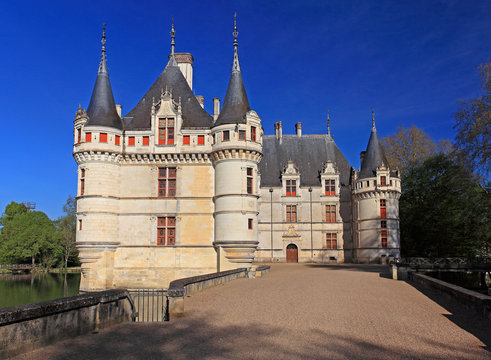 Ch&acirc;teau d'Azay-le-Rideau, Palace Azay-le-Rideau, Loire valley Castels 