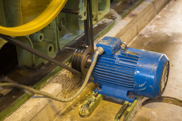 electromotor wheel, closeup of photo