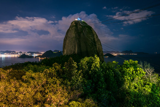 The landmark of Rio de janeiro - the Sugarloaf Mountain at night