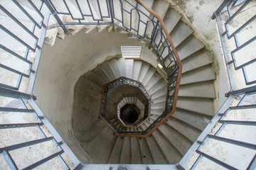 Obraz premium A spiral staircase in the lighthouse.