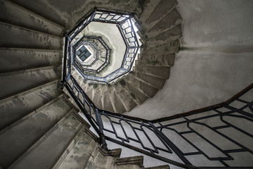 Obraz premium A spiral staircase in the lighthouse.