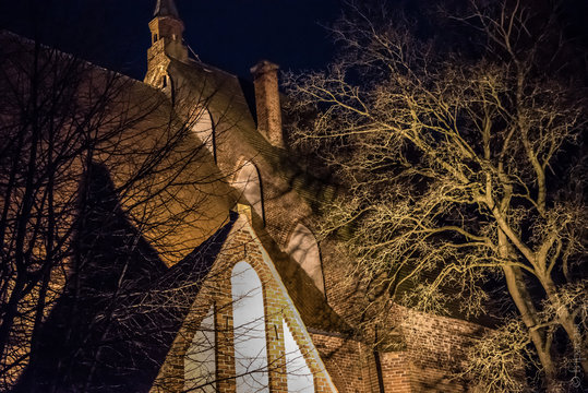Marienkirche Grimmen by night