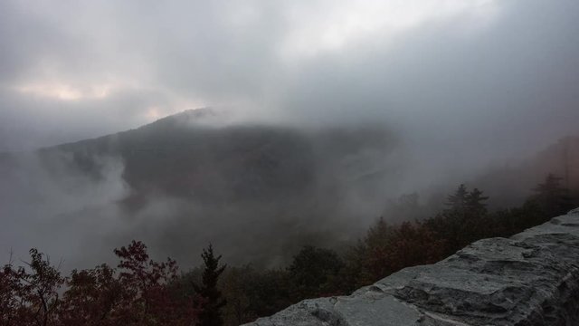 4K TL BRP Linn Cove Sunrise in autumn