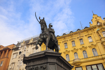 Fototapeta na wymiar Statue of Josip Jelacic in main square in Zagreb, Croatia.