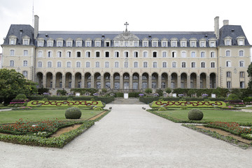 Fototapeta na wymiar Facade and garden of Saint George Palace in the city of Rennes