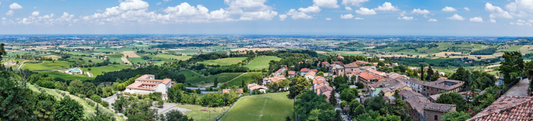General view of the medieval Italian city