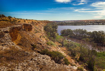 Obraz premium Murray River high cliffs view Australian landscape