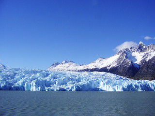 Obraz na płótnie Canvas Glacier Grey Torres del Paine patagonia