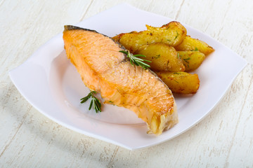 Baked salmon with potato