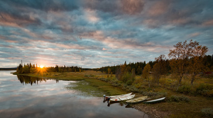 Calm Sunset in Swedish Lapland - obrazy, fototapety, plakaty