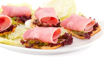 Sandwiches with bacon and lettuce