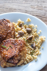 Spicy chicken with bulgur and mushrooms