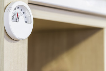 hygrometer / humidity meter