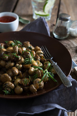 Roasted mushrooms with herbs