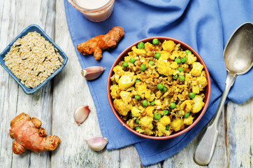 cauliflower green peas turmeric rice