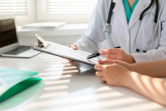 Medical Certificate Images – Browse 47,138 Stock Photos, Vectors, and Video  | Adobe Stock