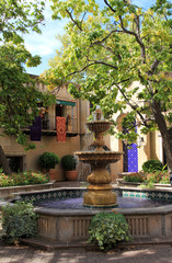 Fototapeta na wymiar Fountain in Sedona Town in USA