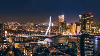 Fotobehang Rotterdam Rotterdamse nacht in Nederland