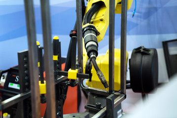 Robot welding equipment, close up process view