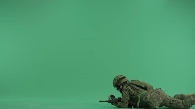 combatant creeping at green screen