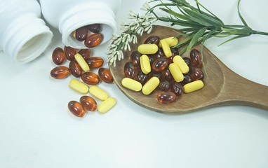 supplement and multivitamins