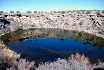 Fototapeta na wymiar Montezuma Well near Montezuma Castle National Monument, Camp Verde, Arizona