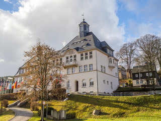 Fototapeta na wymiar Rathaus von Klingenthal
