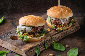 Hamburgers with beef and spinach - obrazy, fototapety, plakaty