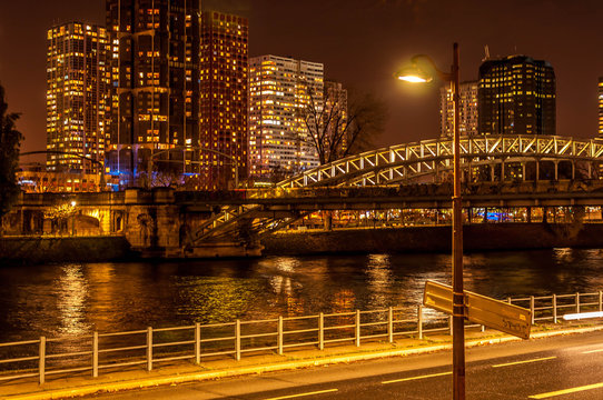 Fototapeta Paris et la Seine de nuit